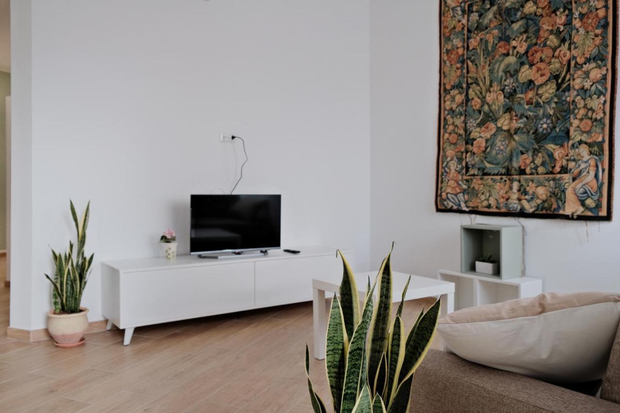 Relax-Comfort-Home City Center Porto Torres Exterior foto